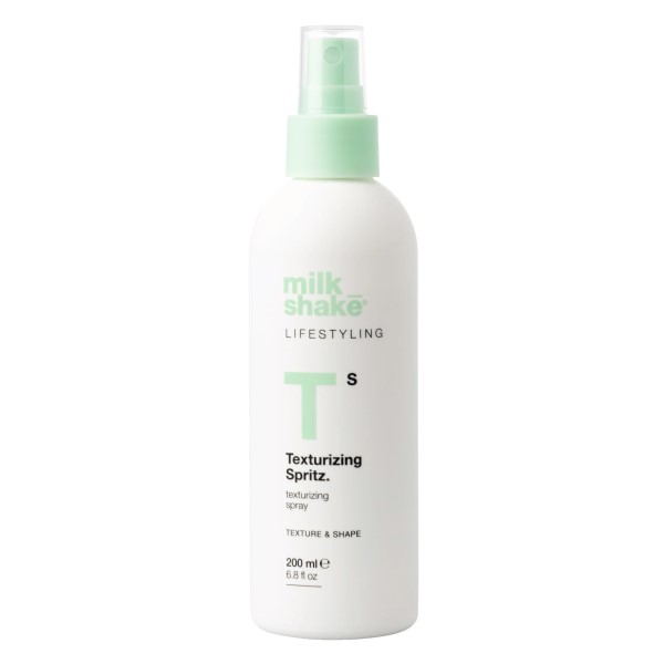 Texturizing spritz